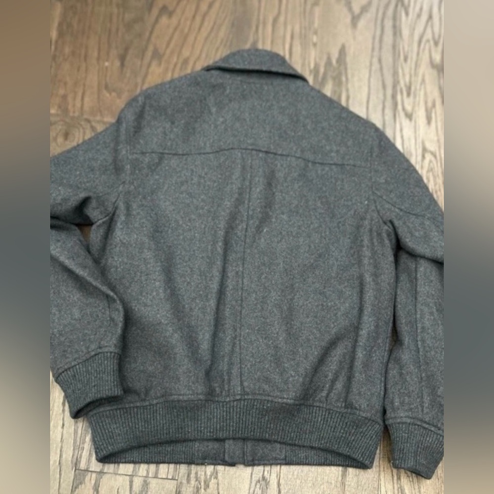Gap Jacket - Picture 4 of 9